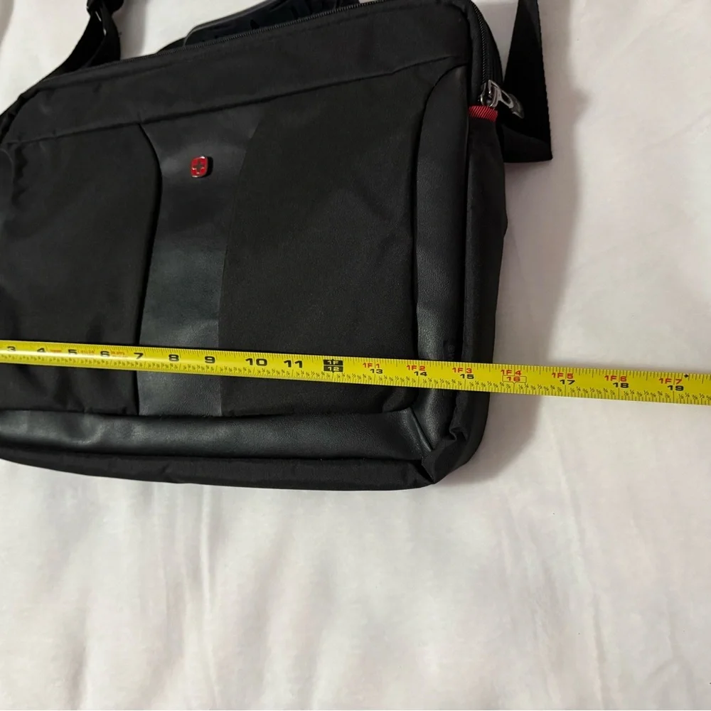 SwissGear Black Laptop Messenger Bag